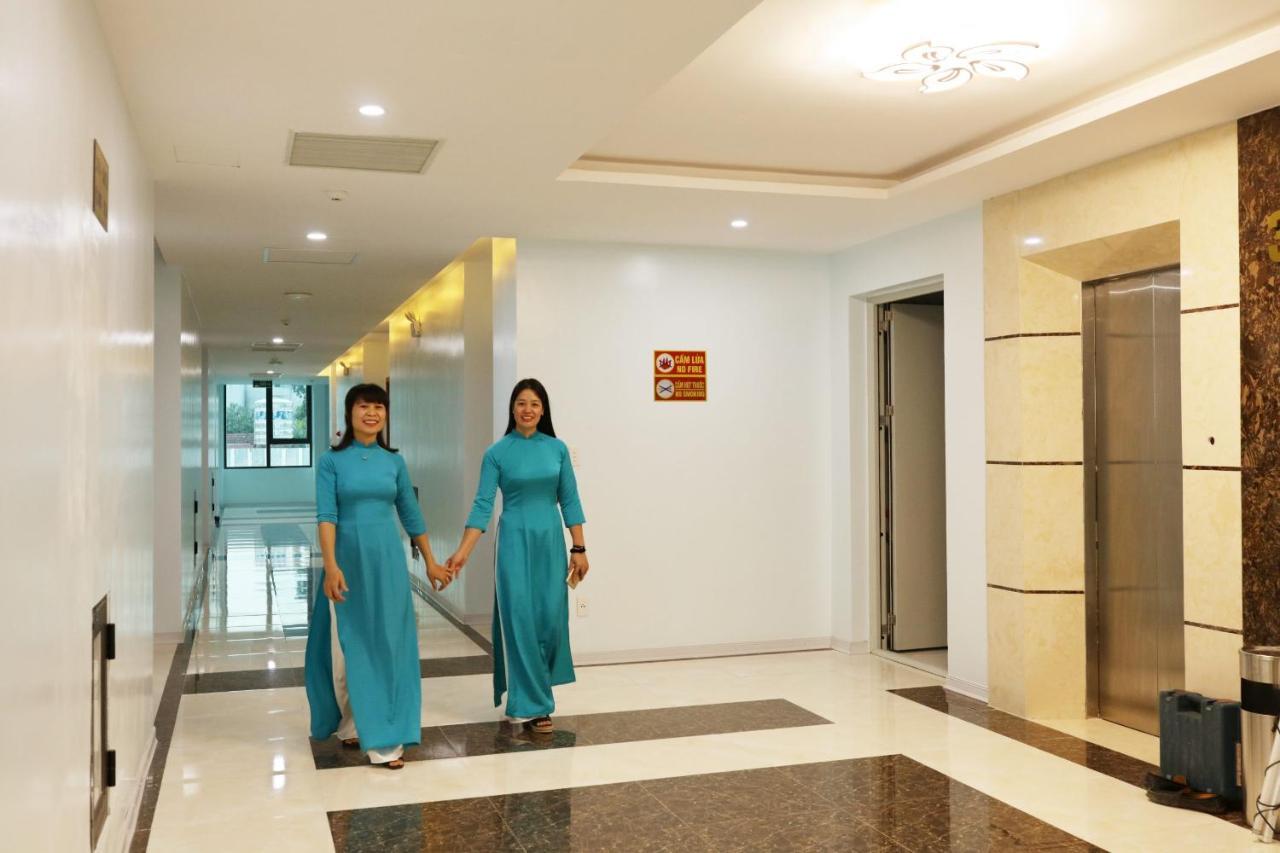 ホテル Khach San Hoa Ban Trang ソンラ エクステリア 写真
